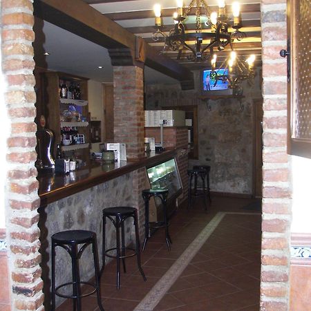 Hostal Hueso Trujillo Exteriör bild