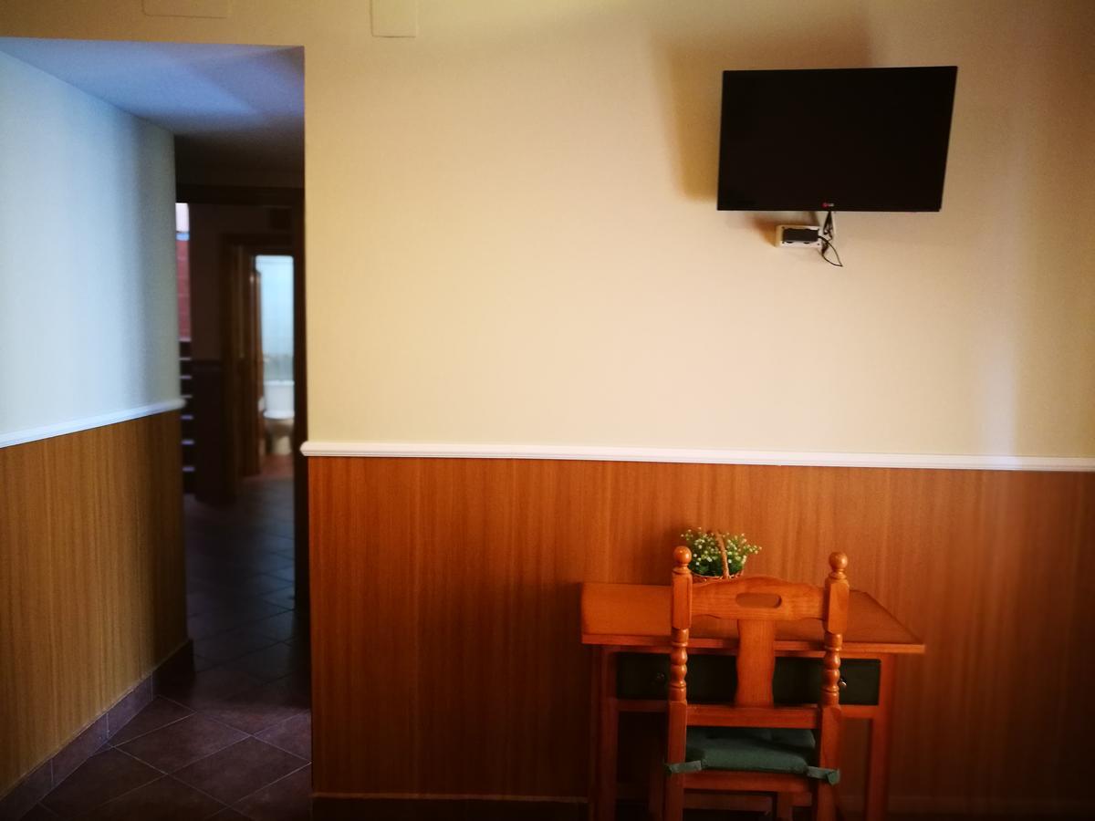 Hostal Hueso Trujillo Exteriör bild